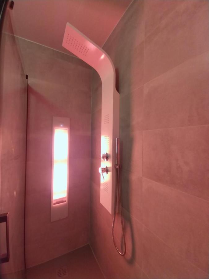 Apartment Relax With Infrared Sunshower Varaždin エクステリア 写真